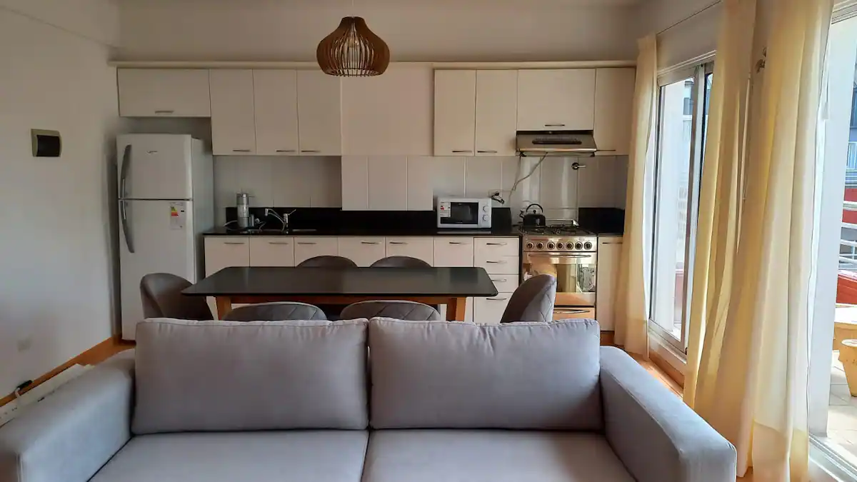 Elegante Dúplex con Piscina y Gym - Puerto Madero - Imagen 6