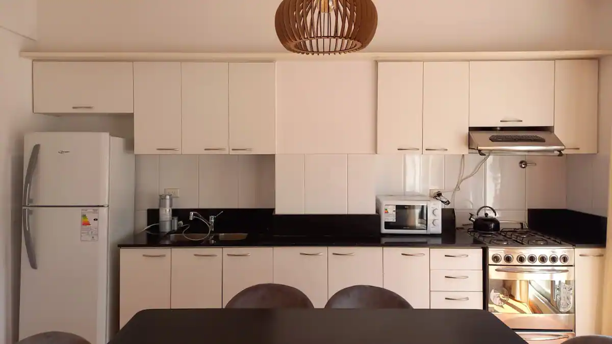 Elegante Dúplex con Piscina y Gym - Puerto Madero - Imagen 7