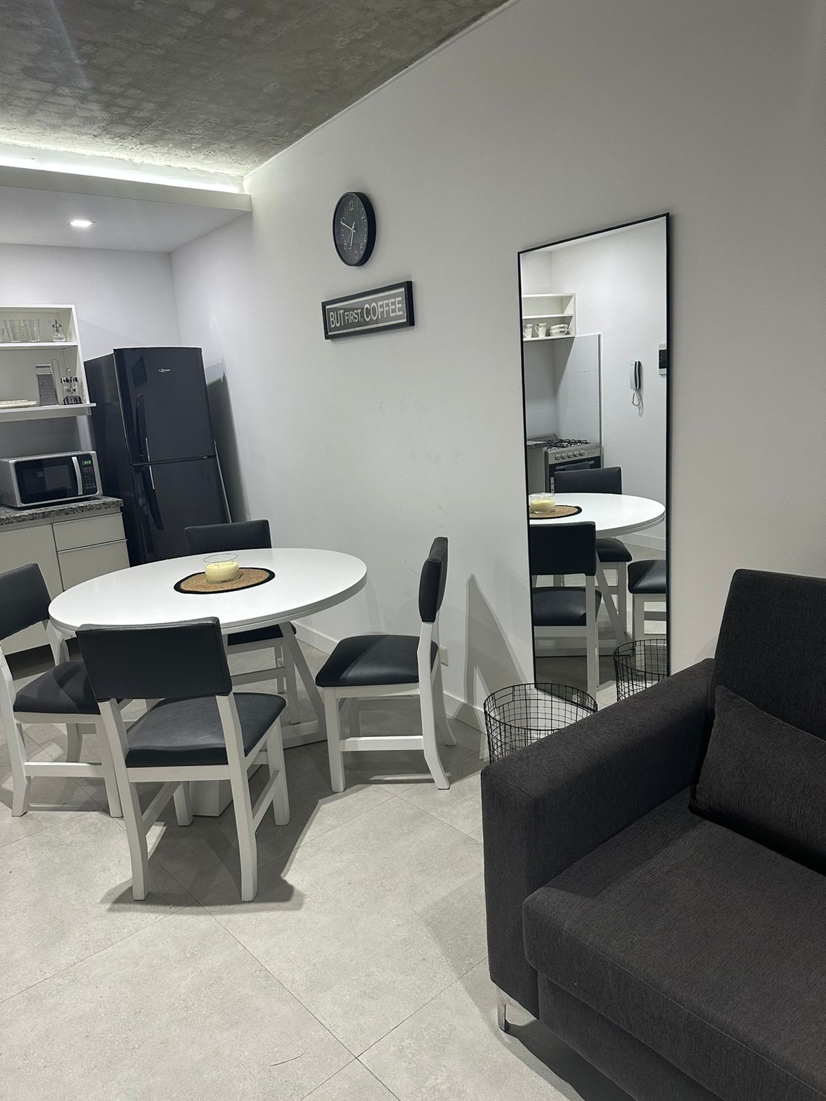 Monoambiente con Balcón en Villa Crespo - Imagen 13