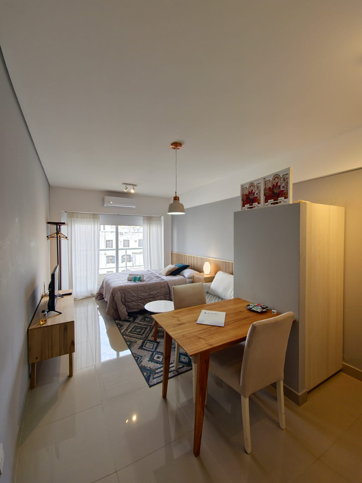 Monoambiente Amoblado con Balcón Monserrat - Imagen 5