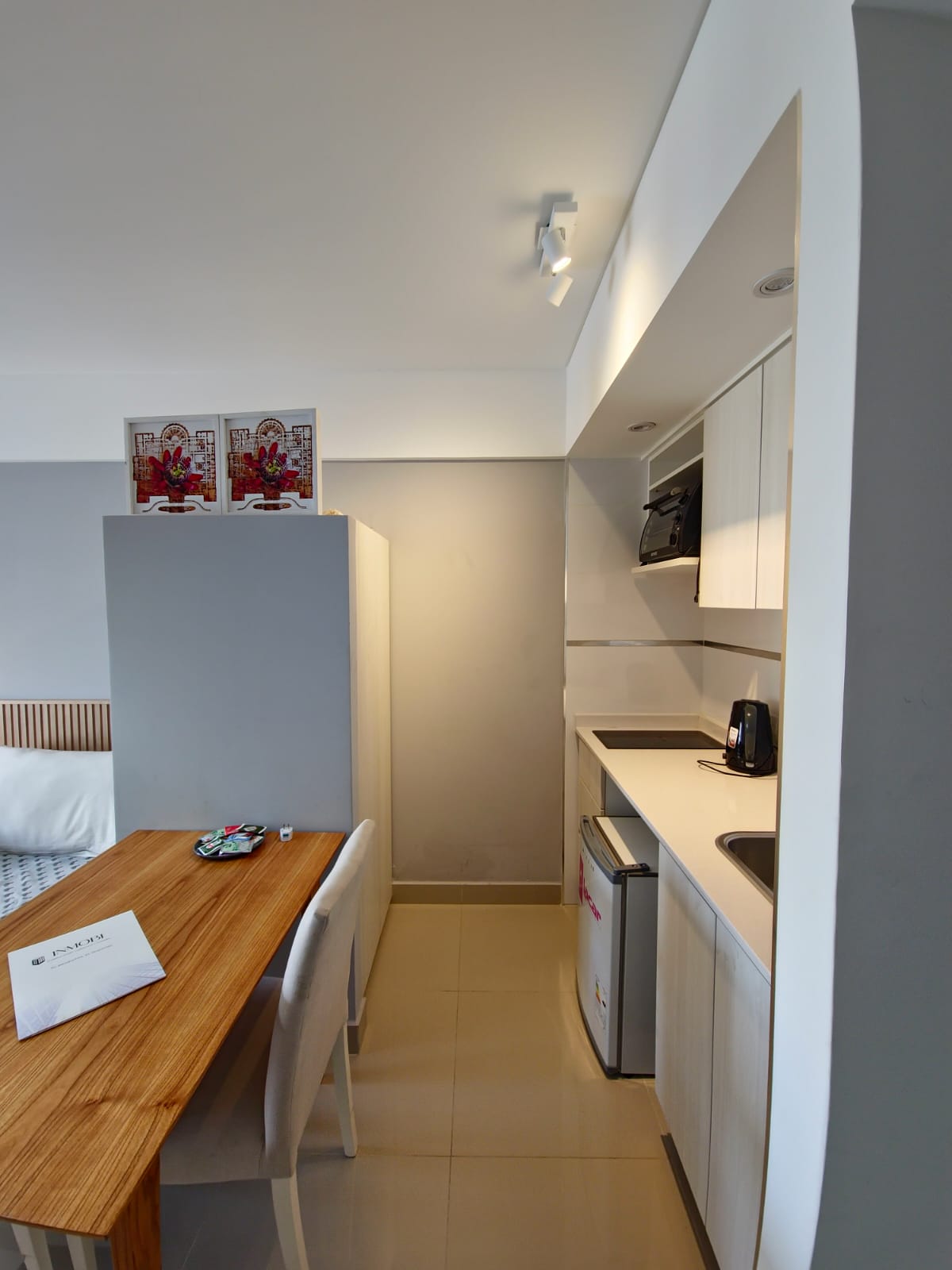 Monoambiente Amoblado con Balcón Monserrat - Imagen 6