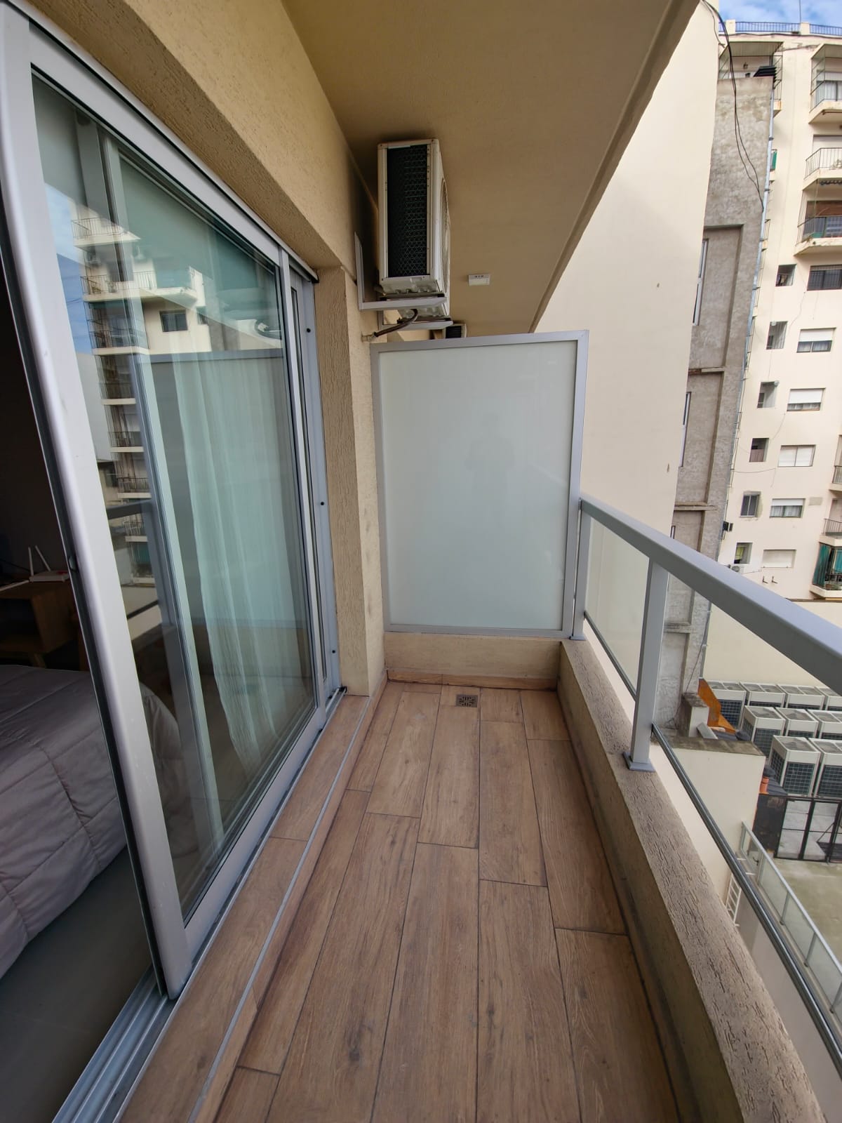 Monoambiente Amoblado con Balcón Monserrat - Imagen 13