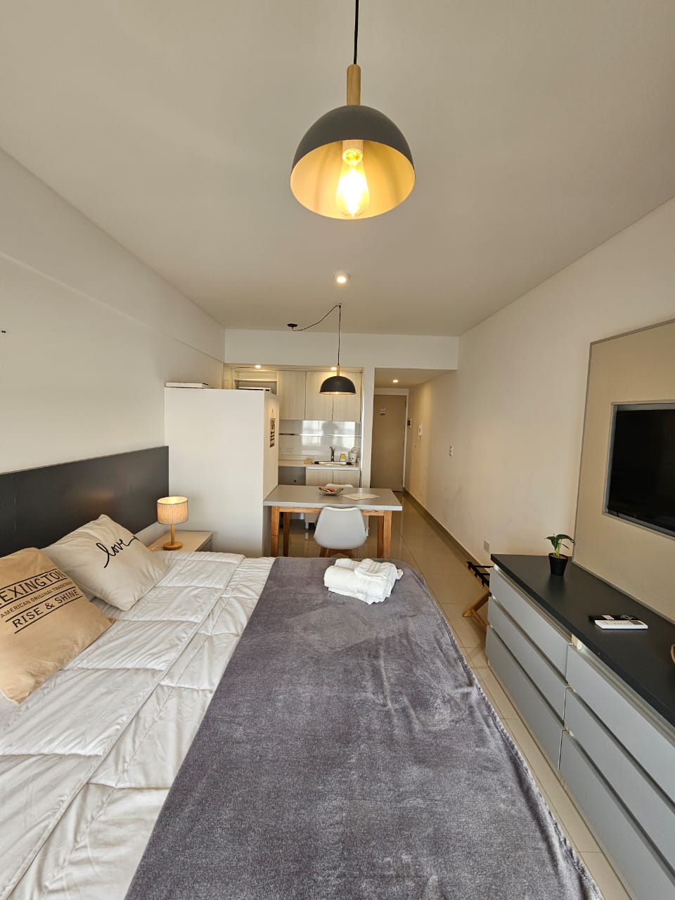 Monoambiente Lateral Contra Frente Moreno 500 - Imagen 4