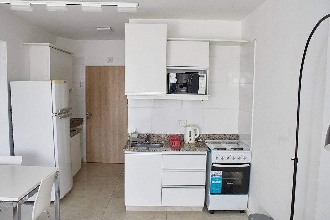 Monoambiente Amoblado con Balcón en  Monserrat - Imagen 18