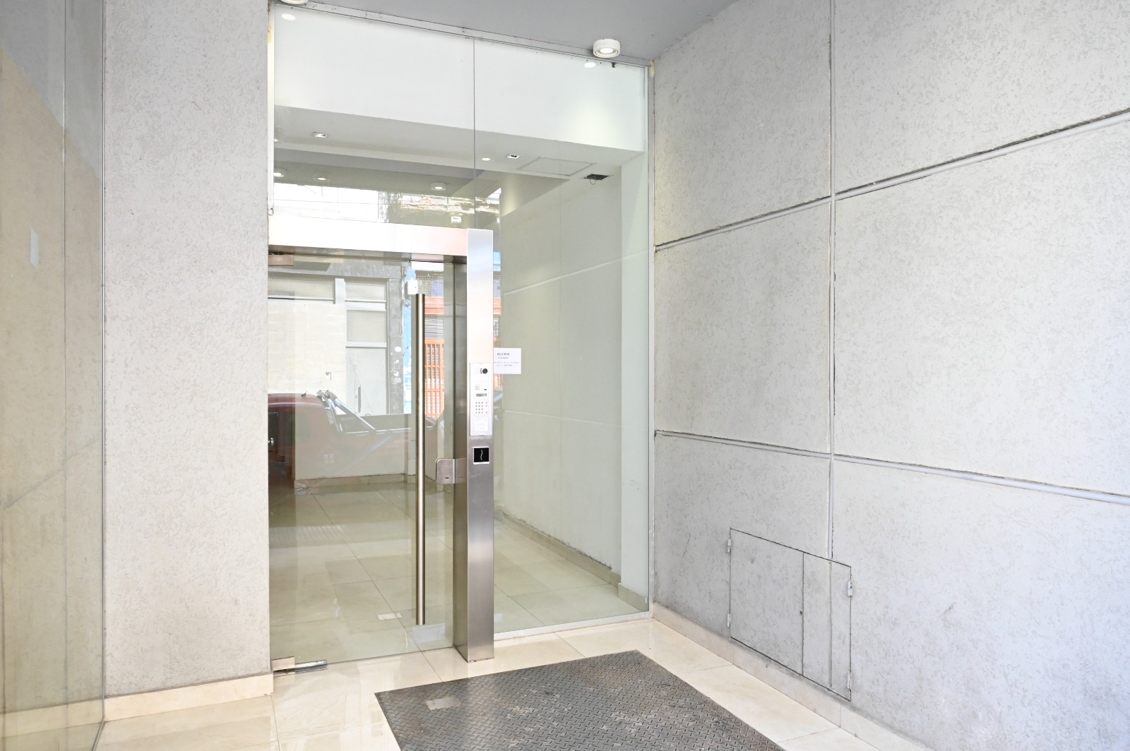 Monoambiente Amoblado con Balcón en  Monserrat - Imagen 10